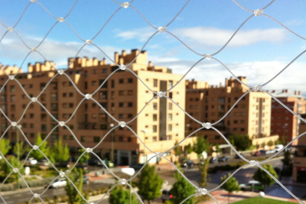 red-seguridad-anticaidas-pequesseguros red-seguridad-anticaidas-pequesseguros
